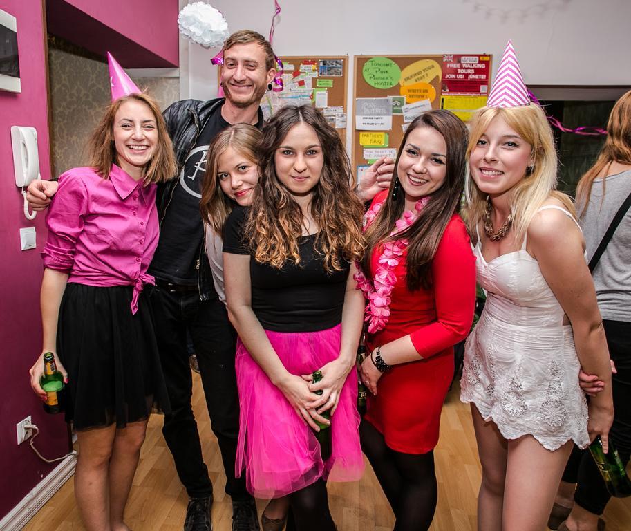 Pink Panther'S Hostel Krakow Ngoại thất bức ảnh