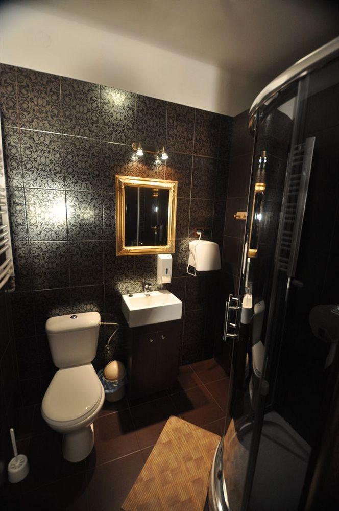 Pink Panther'S Hostel Krakow Ngoại thất bức ảnh
