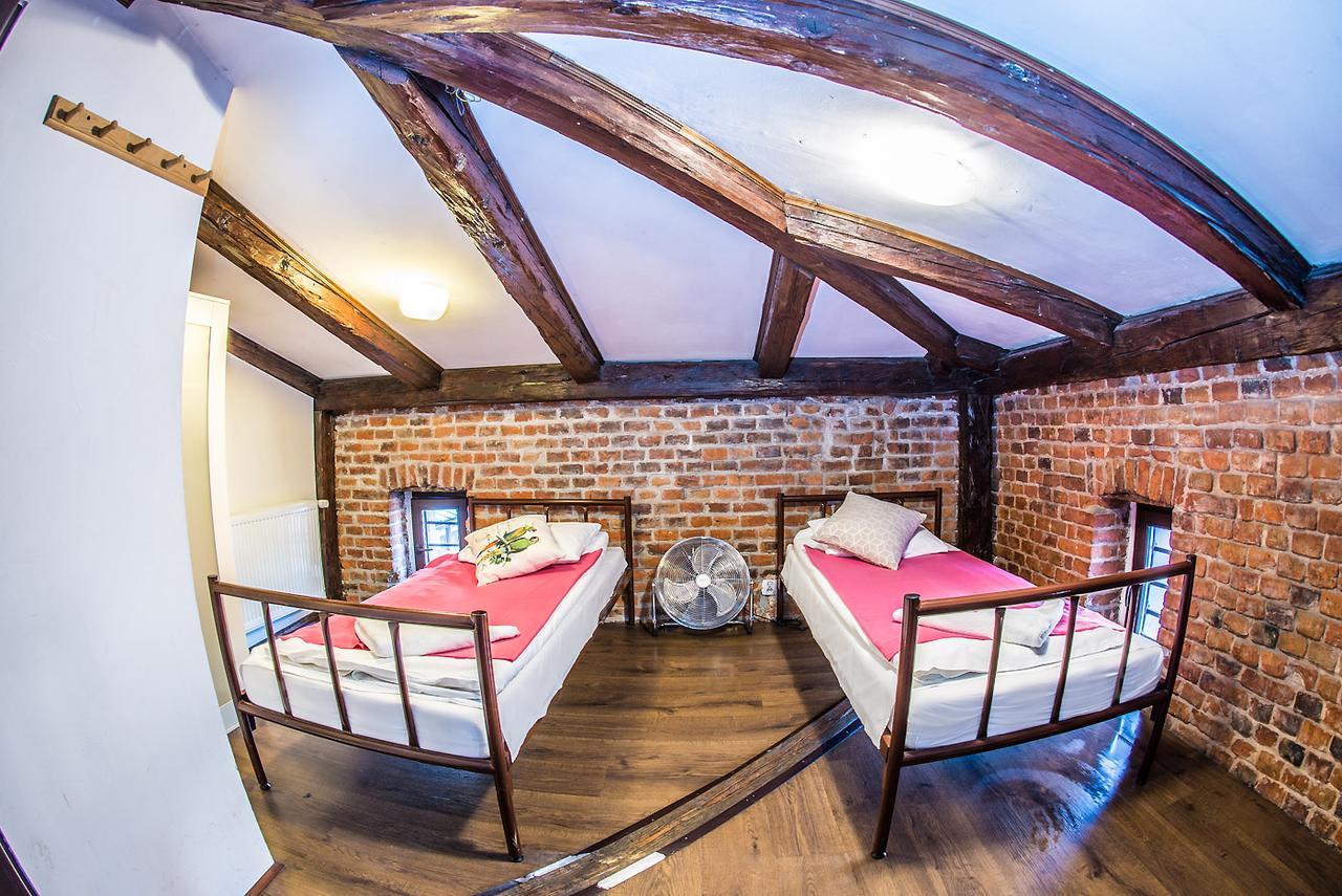Pink Panther'S Hostel Krakow Ngoại thất bức ảnh